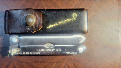Vintage Original Leatherman Multi Tool Portland OR TM 1325473 W Original Case.