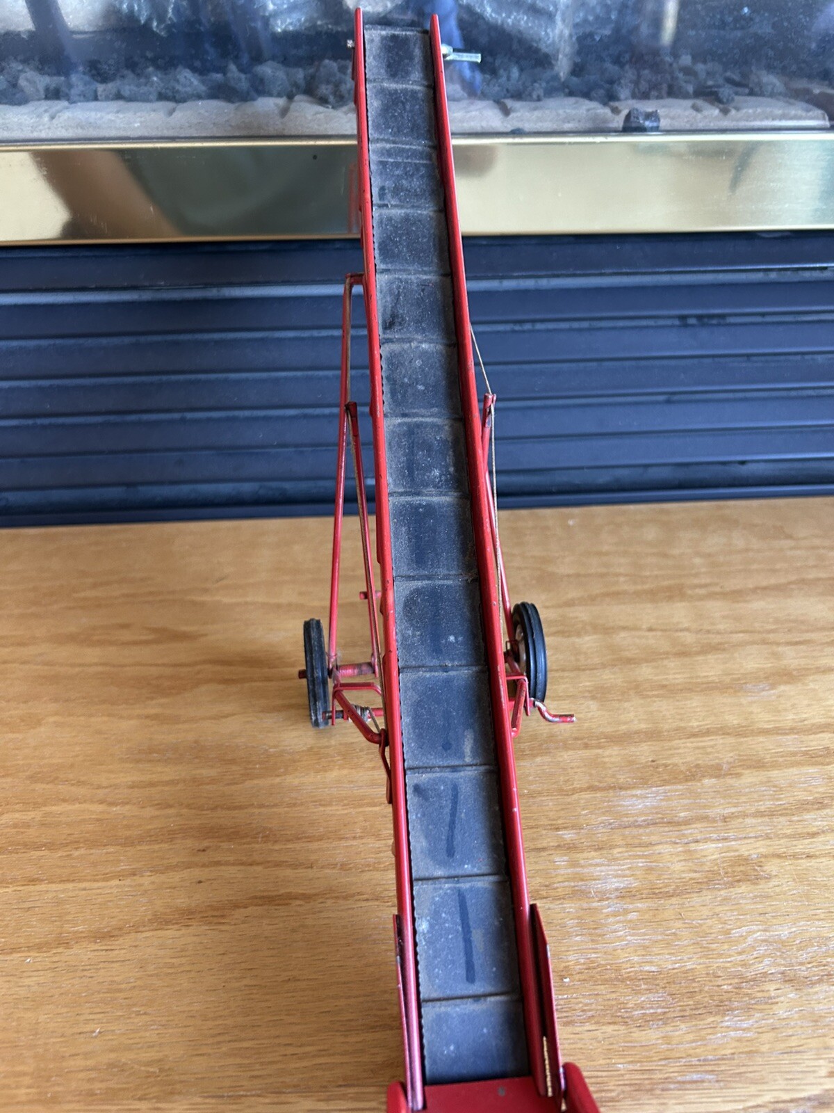Picture 3 of 8