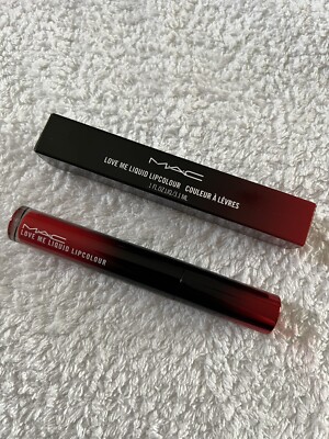 MAC Love Me Liquid Lipcolour 495 ''Adore Me'' 3,1 ml Neu Verpackt Kostenloser Versand