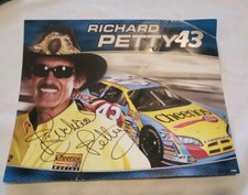 2007 Richard Petty Racing #43 Cheerios Nascar Autograph 8x10 Card Creased