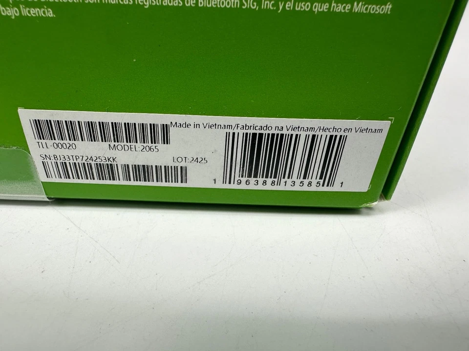 Sealed Xbox Wireless Stereo Headset - Xbox One/Series X|S/PC (2065) - Image 4 of 4