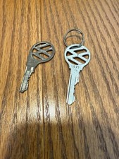 2 Vintage Vw Volkswagen Cutout Logo Keys- Huf Sg77 German Key Unmarked Key 2 Vintage Vw Volkswagen Cutout Logo Keys- Huf Sg77 German Key Unmarked Key
