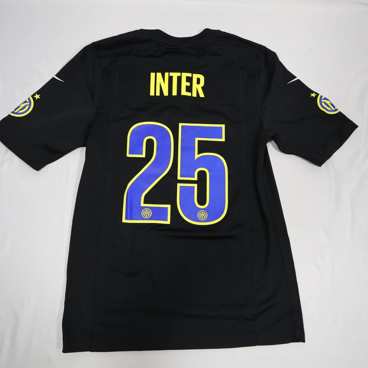 Preços baixos em Nike Inter de Milão Preto Clube Internacional de