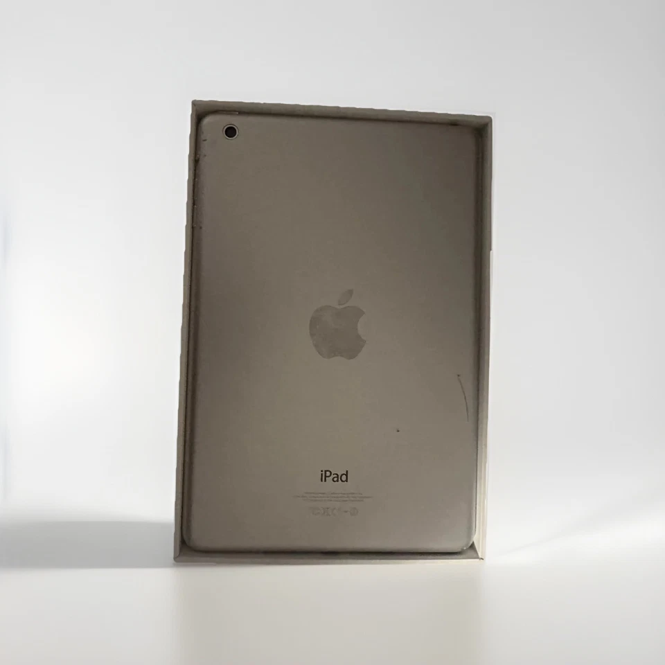 Apple iPad Mini 2nd Generation 7.9 Inch Tablet Wifi 32GB - Image 3 of 4