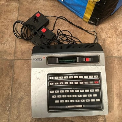 Magnavox Odyssey 2 Video Game System Console with 2 Joysticks Silver Black 1978