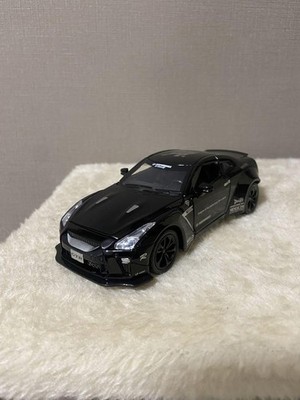 Nissan GT-R Simulation Car 1:32 Black