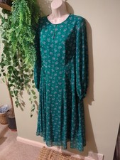 Boden Green Floral Long Sleeve Midi Dress Size 10 Work Teacher Floaty Notch Neck