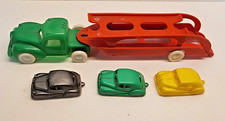 Camión de transporte vintage de plástico verde/rojo Allied de los años 50 con 3 coches