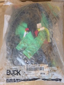 Buckingham BUCK The BuckTriever 603S6Q211 Size Medium New In Package