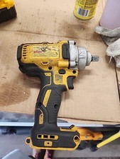 DeWalt DCF894 1/2" Brushless 3-Speed Impact Wrench works, Battery included