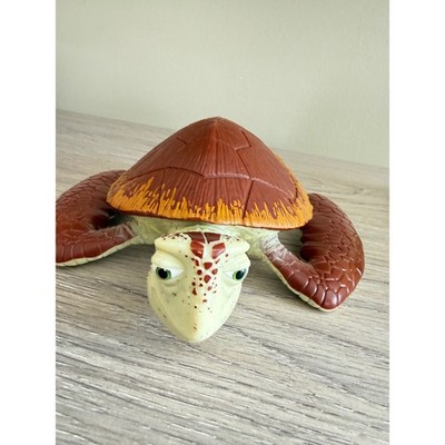 Disney Pixar Finding Nemo Crush Sea Turtle Action Figure Articulated Toy Brown