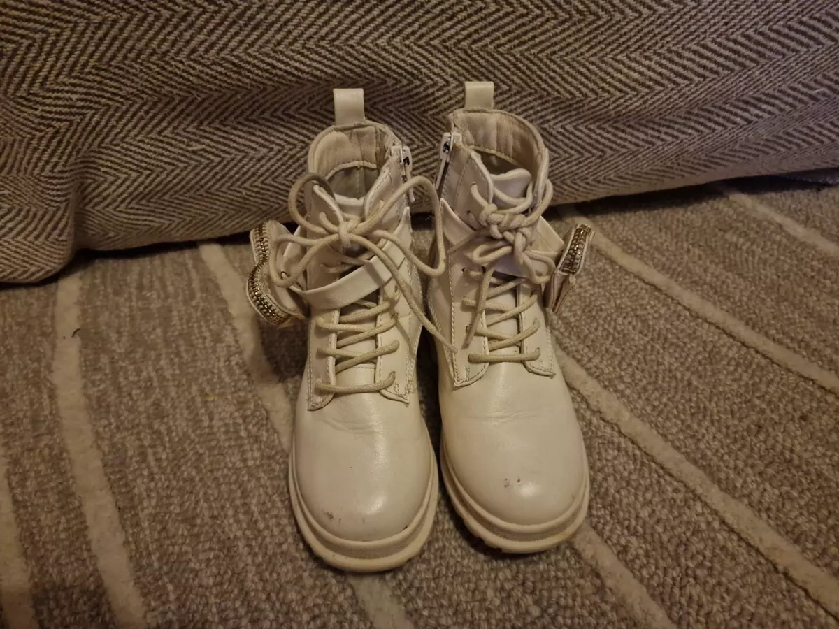 River island shop cream boots