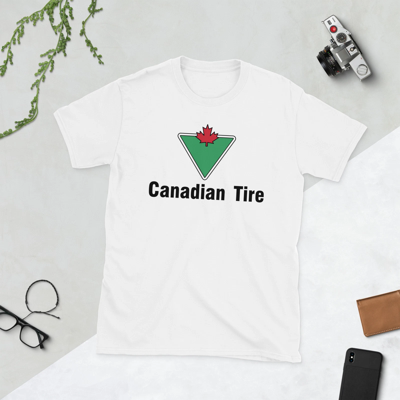 Canadian Tire Unisex Classic Fit Crew Neck T-shirt
