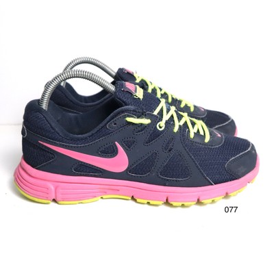 nike revolution 2 womens black