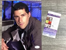 (SSG) MATTHEW FOX Signed 8X10 Color Photo "Lost - Smokin' Aces" with a JSA COA