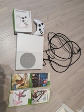 XboX One S + Manette + 4 Jeux FF13 13-2 0 Lightning Returns
