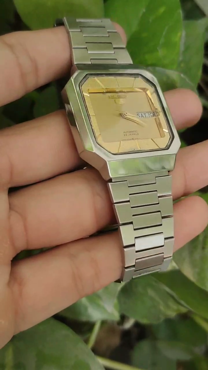 RARE Seiko 5 Gold Nugget Dial Geometric TV Screen Automatic Watch