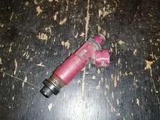 Injecteur Mazda 121