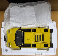 Kyosho 1/12 Lamborghini Countach LP400 Yellow K08611Y Model Car