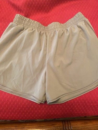 NWT DSG Youth Mid Rise Stride Run Shorts Size XL Olive Green Built in Brief
