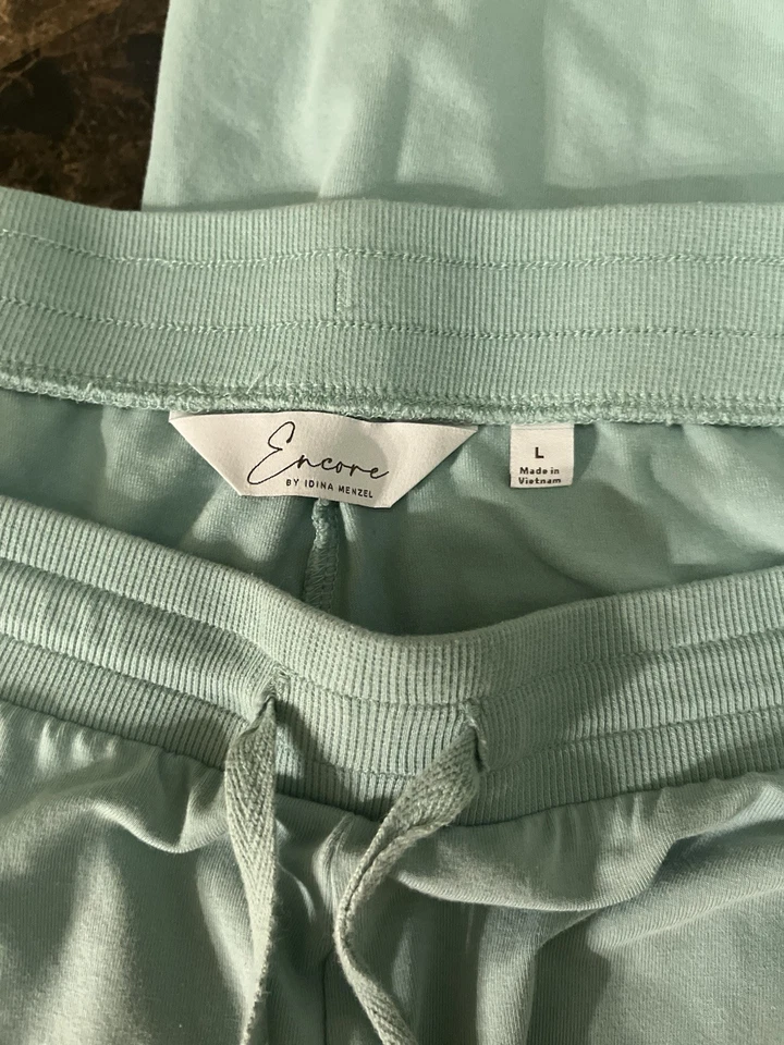 Paquete de ropa informal para mujer Prendas para el torso Parte inferior, talla grande Foto 4 de 4