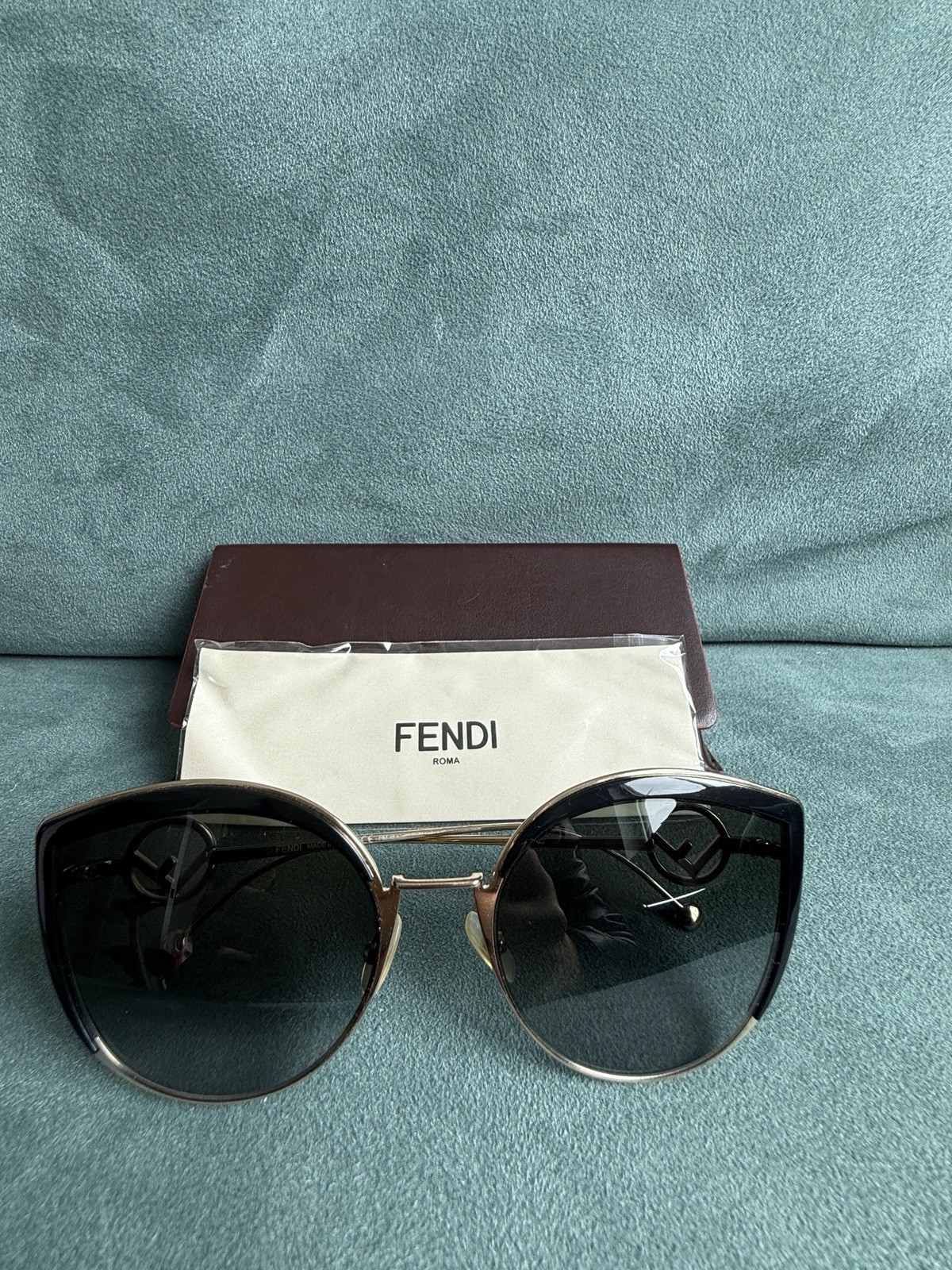 Fendi Black Cat Eye Sunglasses with Gold Accents-image