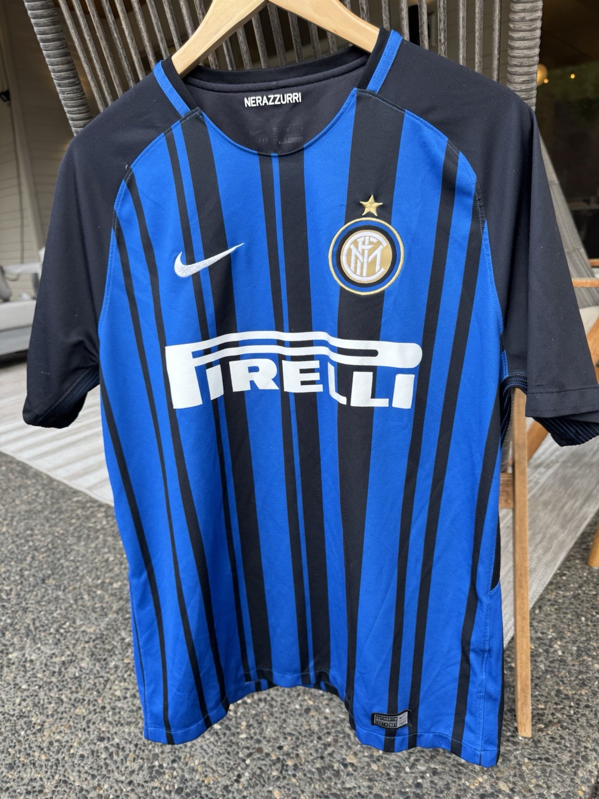 Nike INTER MILAN home 2017 soccer jersey L Nerazzurri calcio Pirelli Dri-FIT