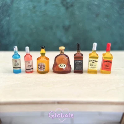10 Stück Maßstab 1:24 Puppenhaus Miniatur Weinflaschen Party Getränke Zubehör - Bild 1 von 4