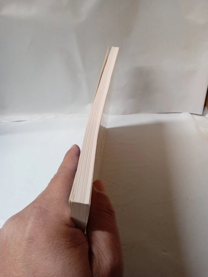 Olmert, Yosef BETWEEN ARAB AND JEW Unraveling the Knot 1st Edition 1st Printing - Image 4 of 4