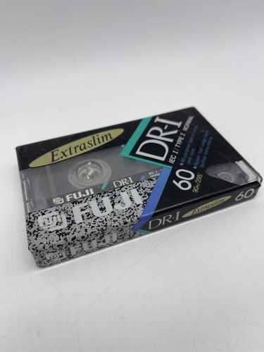 NUOVISSIMA cassetta audio vuota Fuji DR-I 90 Exta Slim, tipo 1, sigillata - Foto 2 di 4