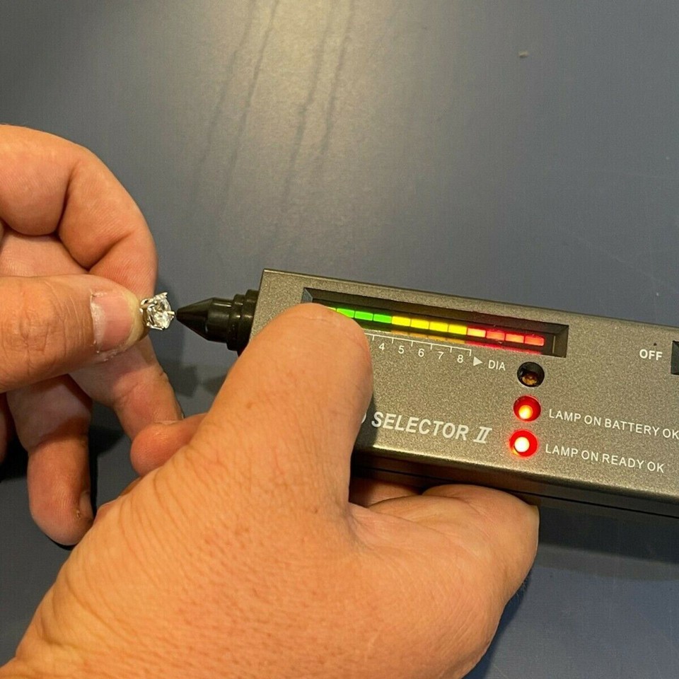 2MM 1 pcs Round Cut Moissanite Loose Gemstone LabCreated DE Color