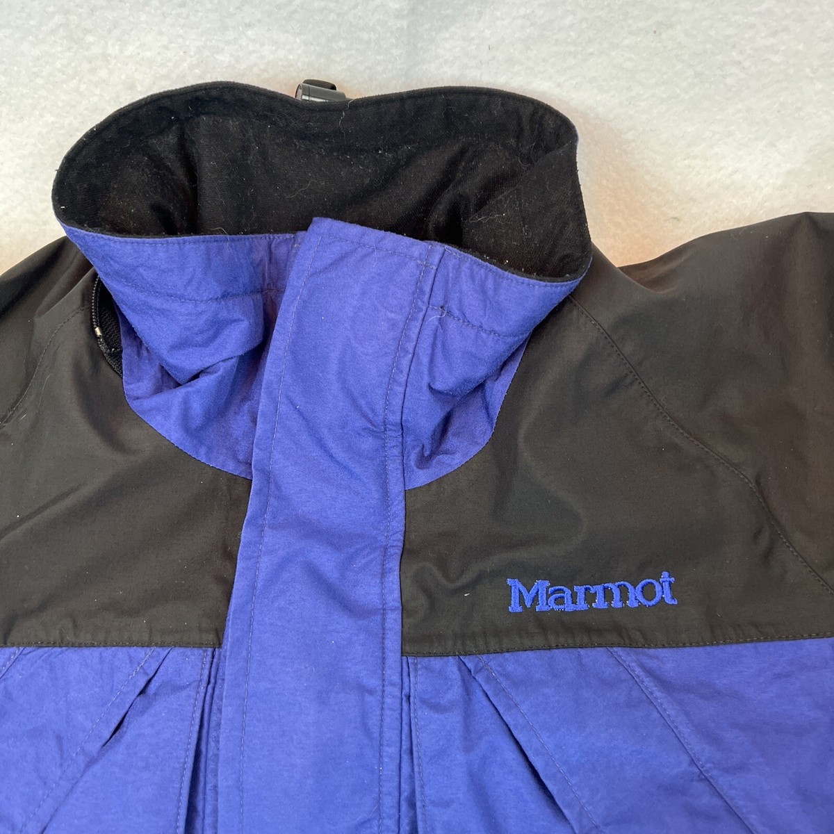 Vintage Marmot Gore-Tex Lined Ski Parka Jacket Blue Black Vintage Marmot Gore-Tex Lined Ski Parka Jacket Blue Black