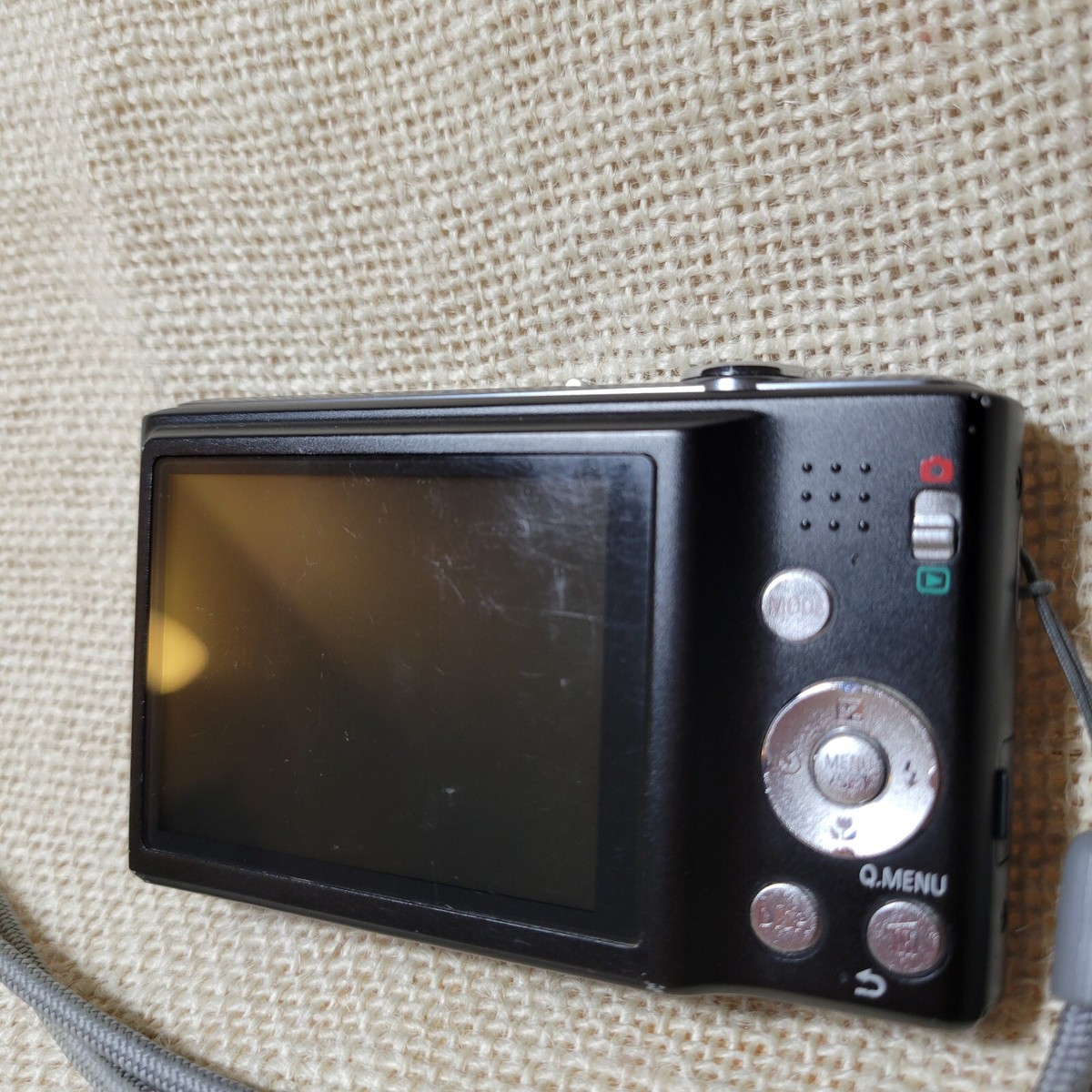 Panasonic LUMIX DMC-FH25/DMC-FS35 16.1MP Digital Camera