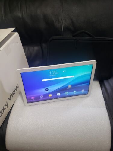 Samsung Galaxy View SM-T670 32GB, Wi-Fi, 18.4 inch Tablet White -Just Beautiful! - Picture 1 of 11