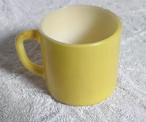 (1) Federal F  Milk Glass Coffee Cup Mug Heat Proof D Handle Yellow Vintage