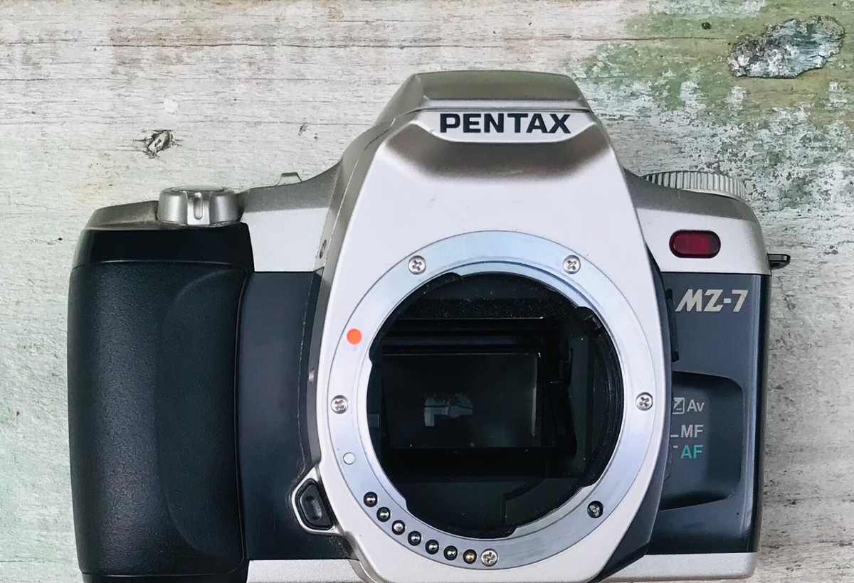 Vintage Camera Photography Pentax MZ-7 Film 35mm Body Only