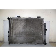 Radiateur Mercedes 210