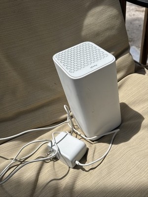 Comcast Xfinity XB7-CM GIGABIT Modem WiFi Router /w Power Adapter 
