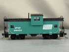 Athearn - Penn Central - Wide Vision Caboose + Wgt & Windows # 26403 — photo 3