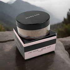 Mary Kay Silky Setting Powder Light Bronze (.28 Oz/8 g) #175898 New In Box NIB