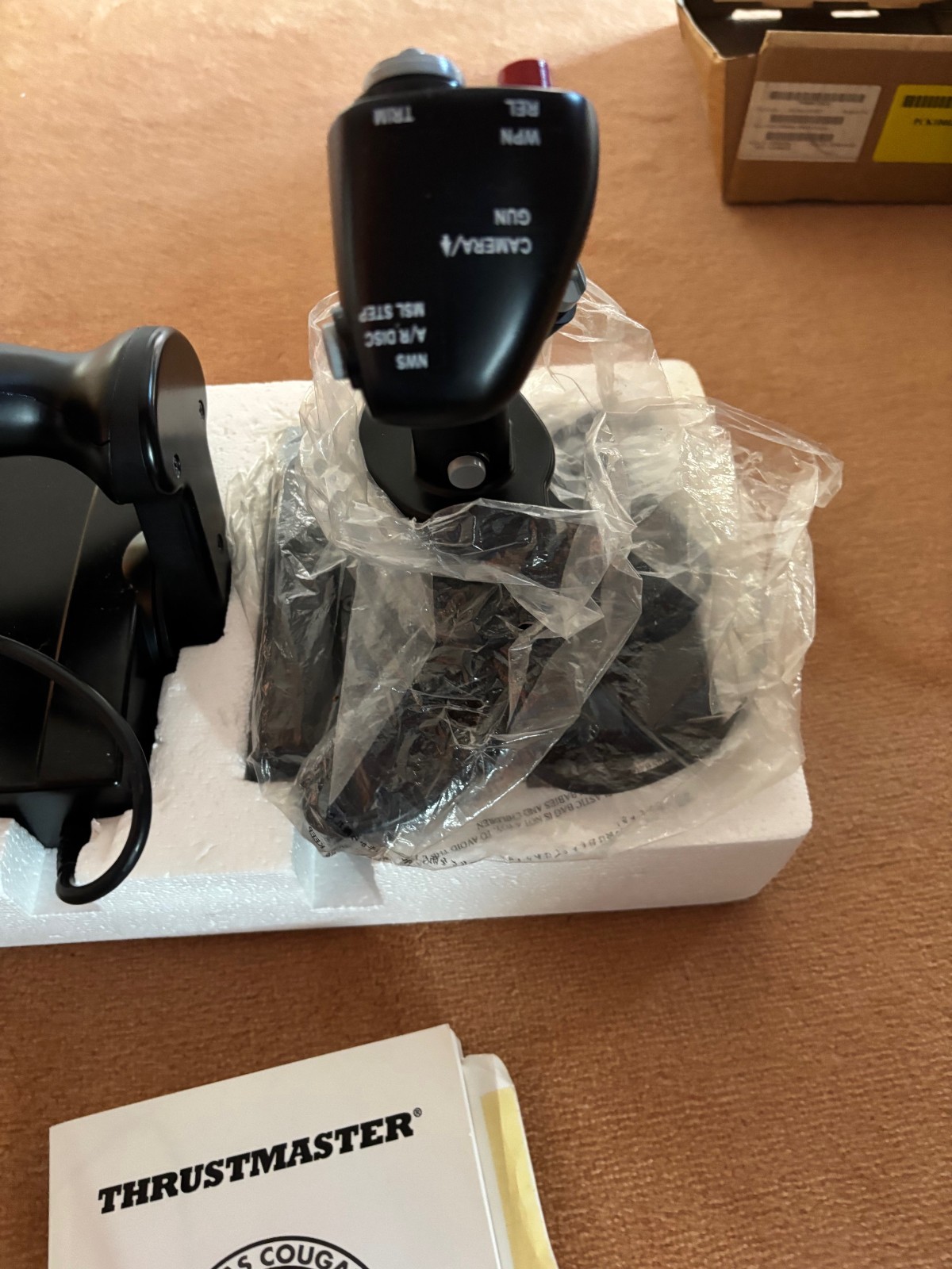 Thrustmaster HOTAS Cougar combiné joystick manette des gaz PC pour simulateur de vol Falcon BMS