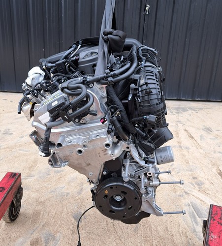 Motor Komplett Vw Passat Tiguan Touran  1.5 TSI  DXD DXDE  15000Tkm Top Motor