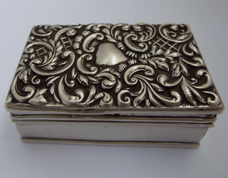 BEAUTIFUL DECORATIVE ENGLISH ANTIQUE 1902 SOLID STERLING SILVER TABLE BOX