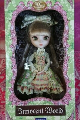 Pullip Tiphona P-016 Classical Lolita Innocent World Groove