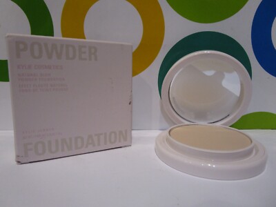 KYLIE JENNER ~ KYLIE COSMETICS NATURAL BLUR POWDER FOUNDATION ~ # 2C ~ 0.35 OZ