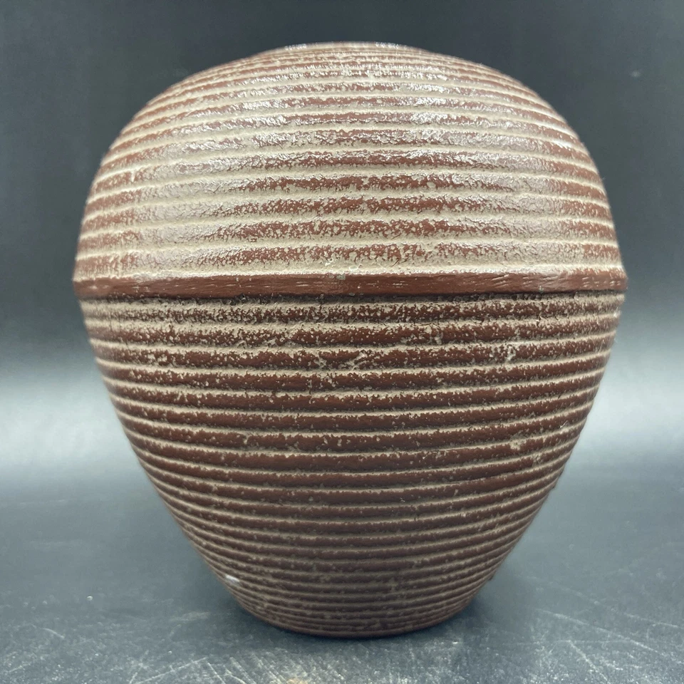 Antique Japanese cast iron Tetsubin pot 4 inches Foto 4 de 4