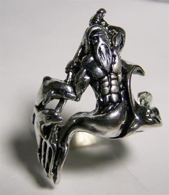 Tridente di Poseidone, il dio greco del mare, anello 3D fatto a mano in argento sterling massiccio 925 - Italia Tridente di Poseidone, il dio greco del mare, anello 3D fatto a mano in argento sterling massiccio 925 - Italia