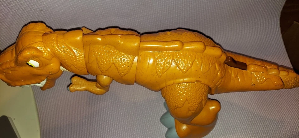 "Dinosaurio móvil rugiente motorizado Fischer Price Imaginext Mega T-rex 17""" Foto 2 de 4