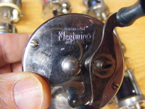 Beautiful Vintage Set of 12 Various Bait Casting Reels all Cleaned and Spooled - Picture 9 of 15