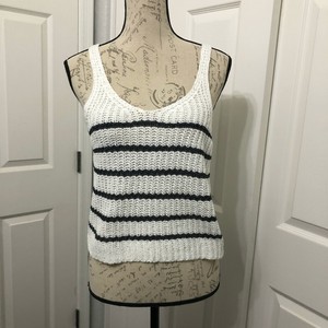 womens white crochet top